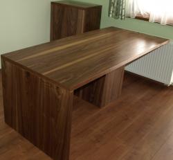 Stoly, stoličky stôl-1